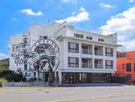 El Puerto Hotel