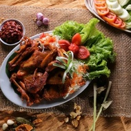 Keren Ayam Goreng Bu Tini Ready Ya Kak