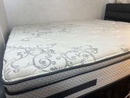 Sealy Posturepedic Mattress