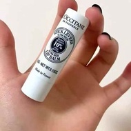 🤍L'Occitane歐舒丹乳木果潤唇膏 10%乳木果油｜4.5g 修護乾裂起皮，秋冬必備 專櫃$180👉🉐150
