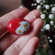 天然白玉石（染製）紅色與白椿 日本和服飾品（帯留）金箔 髮簪鉤 胸針 浴衣 聖誕節 和服