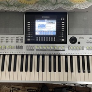 Keyboard yamaha psr s910