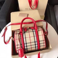 Chris精品代購 美國Outlet Burberry 巴寶莉 保齡球 枕頭包 防盜鎖 牛皮 防水 可調肩帶 紅色