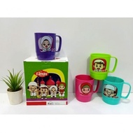 Mug FAMILY SET Of Children Plastic Glass Funny Character FAMILY FAMILY Contents 4 Glass