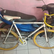 sepeda fixie second