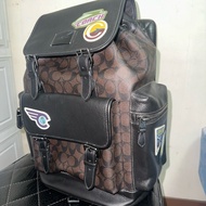 COACH SPRINT 經典 SIGNATURE NYC貼飾後背包