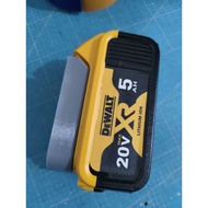 DEWALT 20V Wall Mount  Battery Holder