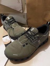 On Cloud 5 waterproof 防水運動鞋