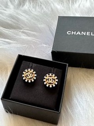 Chanel Earrings 耳環 23P 23C 23a card holder 愛心 duma 金球 Pearl crush