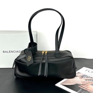 Balenciaga New Style Carrie Bowling Bag Alaia hobo Underarm Bag All-Match Gift Preferred