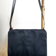 【 日本直送　名牌中古包 】Yves Saint Laurent イヴ・サンローラン ショルダーバッグ ネイビー YSL ナイロン vintage iav52t