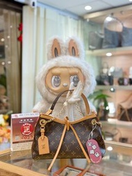 ✨LV Carryall bb✨