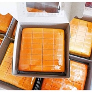 ROYAL BUTTERCAKE (Golden Churn)