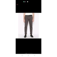 Erigo chinos size 38