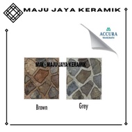 Keramik Lantai Garasi Taman 40x40 Kasar Timbul Motif Batu Alam