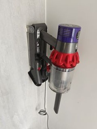 Dyson v10