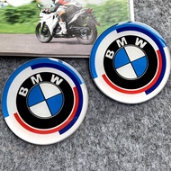 2ชิ้นสติกเกอร์ตกแต่งท้ายด้านข้างรถ BMW โลโก้ BMW อุปกรณ์ดัดแปลงมอเตอร์ไซค์สติ๊กเกอร์สัญลักษณ์ของรถเจ