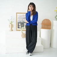 Akemi Knit Crop CardiganHornet