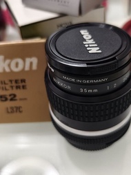 Nikon NIKKOR 35mm f/2 手動鏡頭