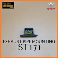 TOYOTA ST171 EXHAUST PIPE MOUNTING 17573-74020