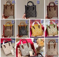 ▪️ Tory Burch 托里伯奇 Monogram Mini Tote 琴譜包 | MILLER 立體刺繡 ｜ 23 全新配色 奶油灰 MILLER 浮雕琴譜包