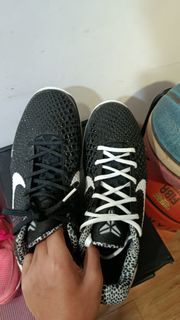 Nike Kobe 6 Protro fake