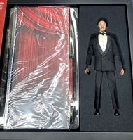 Hot Toys ~張國榮~Leslie Cheung miss you much限量版公仔~售價：$1600
