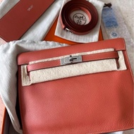 愛馬仕 kelly danse J9 內拼 T5 銀扣 Y刻，evercolor皮， 全新未使用，很適合秋冬的顏