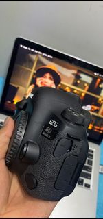 Canon Eos 6d mark ii -Like New