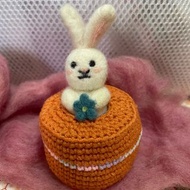 羊毛氈 兔兔🐰 （一人手作成品）