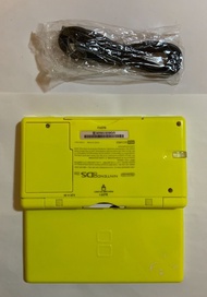 NDS Lite 黃色（比卡超主題）+ R4 + USB充電線