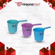 GL-15 Deluxe Water Scooper 1.5 Litres Lion Star Bath Dipper