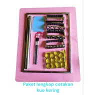 Cookie dough leveling frame package / cookie mold package