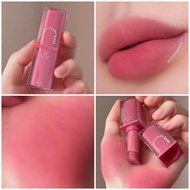 New 4U2 Lip No. 10 Your Smile Cool Pink Tone Hit But This Color Is Easy To Apply. I Don't Get It Eve