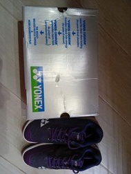 YONEX Aerus Z Women 羽毛球鞋 (紫色)