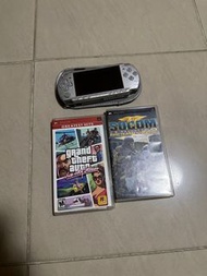 PSP 2000 (不含電池) 連 gta vc & socom fireteam bravo 2