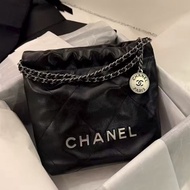 全新全配🖤#香奈兒 #黑銀 #22bag #mini #晶片