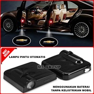 Lampu Pintu Mobil Logo LED CHEVROLET Isi 2pcs Otomatis Proyektor Nyala Saat Pintu Terbuka GZ