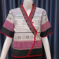 Hmong Clothes Embroidered With A Princess Pattern (Size 38)
