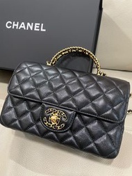 Chanel 24C mini flap bag with handle 縷空手柄