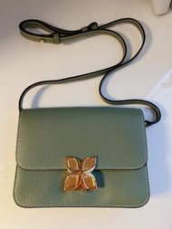 包順豐！Fleuron 法國 牛油果綠色斜咩袋 側咩袋