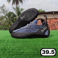 Five Ten Spire 39.5 rock climbing shoes