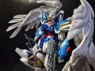 [RG完成品] 折翼天使-飛翼零式改EW（翼臂修復、右臂關節修復、加刻線、全噴色、金屬灰骨架、鈦金屬色外甲、光澤白、水貼、加配天罰大劍）
