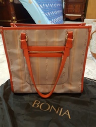 Bonia woman bag original..second pribadi bagus