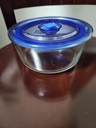 90% New Pyrex 圓形玻璃保鮮密封盒