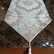 Table runner kain /alas almari tv/alas meja