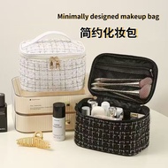 Simple Makeup Bag/Large Capacity High Quality Travel Home Dormitory Handheld Makeup Storage Bag 简约化妆