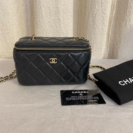 CHANEL 香奈兒黑金羊皮長盒子 有保卡 30開