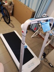 可摺疊跑步機