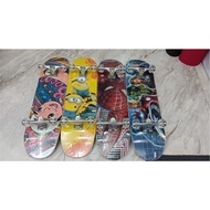 CHILDREN'S WHEEL SKATEBOARD